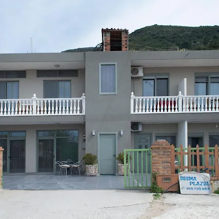 A Sea Side Complex In Сasa de vacaciones *